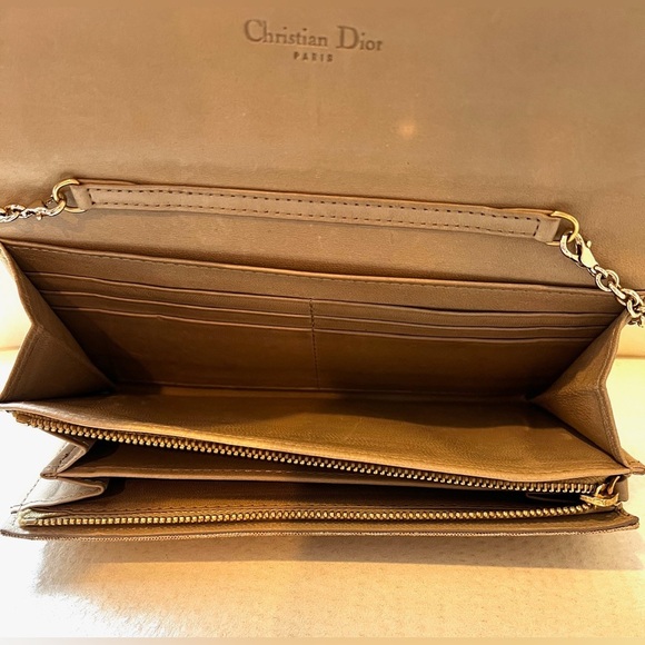 Christian Dior Gold Clutch with Chain - Picture 11 of 13